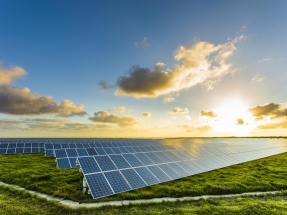 Elona y Enerhi invertirán 500 millones de euros en parques solares en España