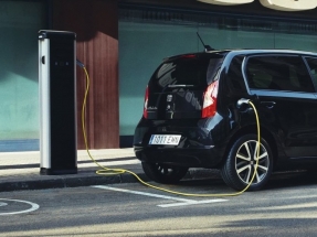 En España ya se venden casi cien coches eléctricos al día