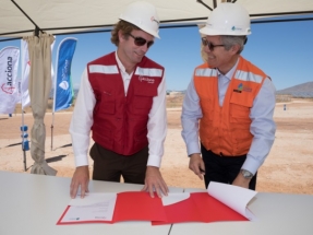 Acciona firma contrato para suministrar electricidad con base renovable a Aguas Chañar