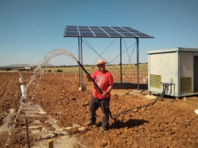 Bombeo solar: Extremadura subvenciona con hasta 800.000 euros por beneficiario obras de mejora de los regadíos