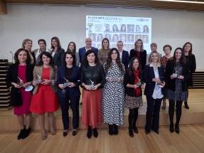 Aedive premia a ocho mujeres por su trabajo a favor de la movilidad eléctrica