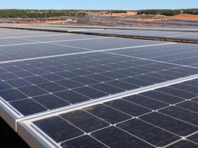 Luz verde al parque solar que suministrará energía a la mayor fábrica de hidrógeno limpio para uso industrial de Europa