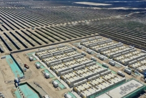 Comienza a operar en China el primer gran proyecto de almacenamiento con baterías de flujo de vanadio 