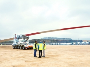 Las palas de aerogenerador más grandes jamás construidas en España miden tanto como un edificio de 25 pisos