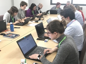 Schneider apuesta por 100 mujeres del mundo de la ciencia y la ingeniería