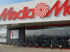 MediaMarkt pone el autoconsumo solar fotovoltaico en el tejado de sus clientes