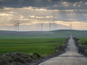 El BBVA cierra una "operación histórica en el mercado de las energías renovables en España"