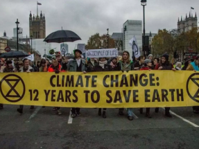 UK, primer país en reconocer la emergencia climática