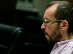 Podemos propone un recargo temporal de 10 puntos en el impuesto sobre sociedades a las grandes eléctricas