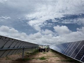 Iberdrola firma con Kutxabank el primer contrato de venta de energía renovable a largo plazo con un banco