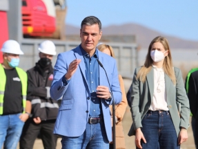 Pedro Sánchez visita en Almería la central de geotermia profunda que climatizará los invernaderos de Níjar