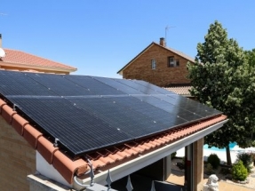¿Cuánto se ahorra una familia en cinco años si instala paneles fotovoltaicos en su vivienda?
