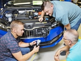 La Academia Škoda ya ha formado a 12.000 empleados en electromovilidad