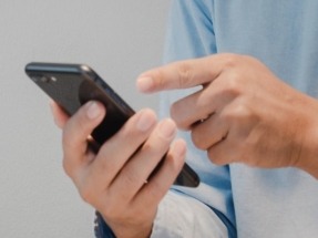 Desde el 20 de junio será obligatorio el etiquetado sobre eficiencia energética en los teléfonos inteligentes 
 
