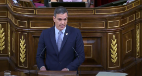 Sánchez anuncia un impuesto sobre las grandes eléctricas