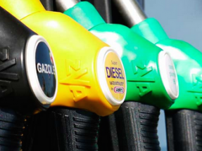 Francia dejará de vender coches de gasóleo y gasolina en 2040