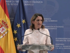 "Pase lo que pase las familias españolas no van a sufrir cortes de gas ni cortes de luz en sus casas"