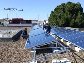 Andalucía lleva a Bruselas Torreblanca Ilumina, la comunidad energética que lucha contra la pobreza en un barrio de Sevilla