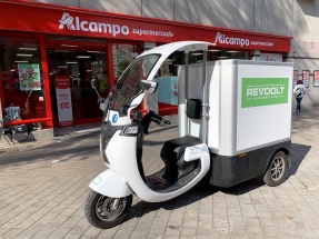 Los triciclos eléctricos de Revoolt quieren "revolucionar el reparto de alimentos a domicilio"