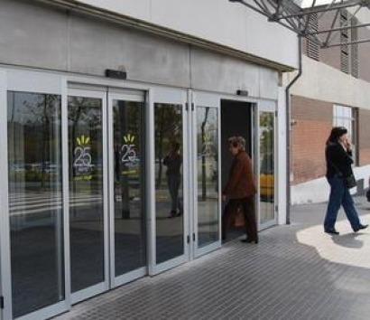 Las cortinas de aire de alta eficiencia ahorran más de un 30% que las convencionales