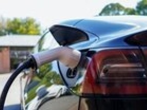 Energy transition in the transport sector needs to pick up pace, shows REN21 report