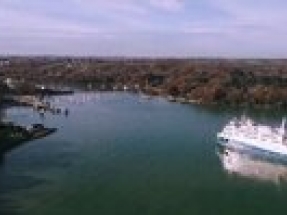 Wightlink draws up plans to launch England’s first all-electric ferry