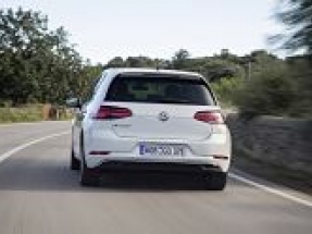Volkswagen and Uber launch piloto project with EVs in Berlin