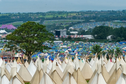 Glastonbury funcionó con hidrobiodiésel de aceites usados y electricidad del pis de los asistentes