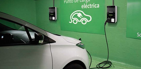 Las matriculaciones de eléctricos puros crecieron más de un 44% en 2020 