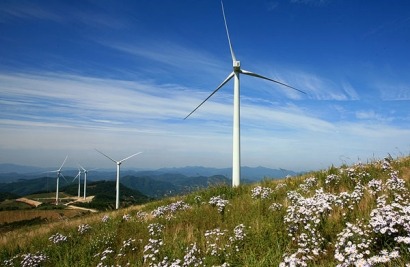 Acciona presenta un ERE en su plantilla de renovables por los recortes del Gobierno