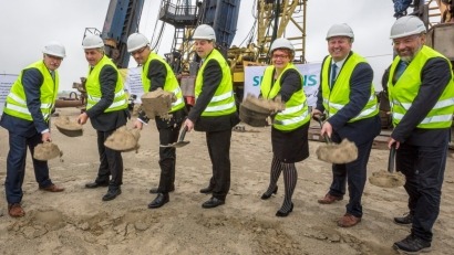 Siemens coloca el primer ladrillo de su futura fábrica de Cuxhaven