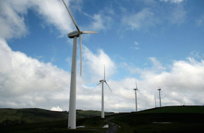 Una producción eólica récord lleva a España a marcar los precios eléctricos más bajos de la UE