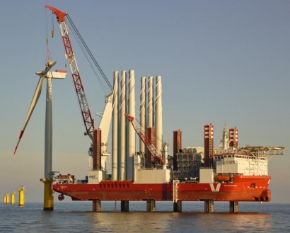 E.ON instala la primera turbina del parque eólico marino Amrumbank West