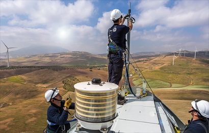 Vestas se queda sola en cabeza