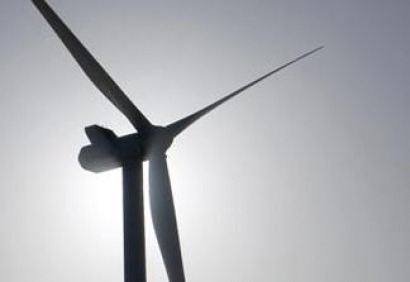 Vestas revisa sus previsiones a la baja
