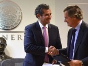 Acciona y la CFE firman acuerdo para impulsar las renovables