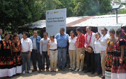 Acciona lleva la luz a 25.000 personas en zonas rurales aisladas de México