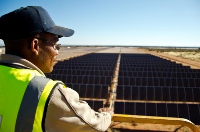 Acciona conecta la mayor central solar de África