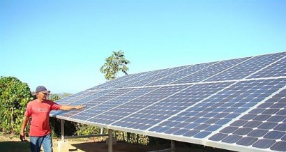 Cuba y España firman una alianza para el desarrollo de la energía fotovoltaica