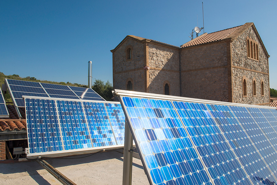 FV en centro de información de la Pleta, Parque del Garraf