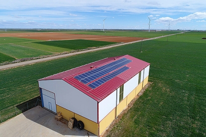 Las explotaciones agroganaderas de Castilla y León se suman al autoconsumo fotovoltaico