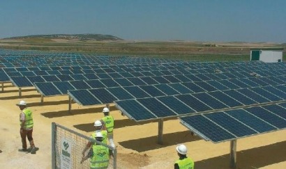 La primera planta solar de España sin primas se conectará esta semana