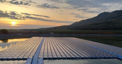 La tecnología solar sobre el agua Isifloating llega a Extremadura