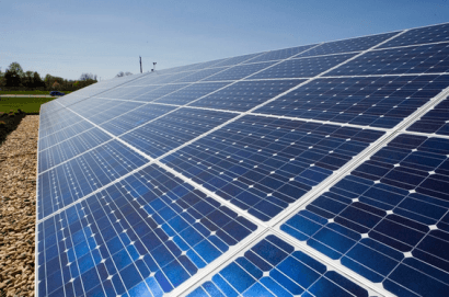 Financiación por más de 13 millones de dólares para tres plantas fotovoltaicas