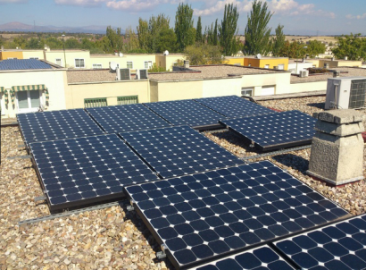 Apostar por la energía solar permitiría a los municipios madrileños obtener beneficios millonarios