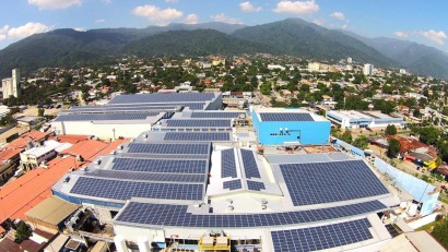 Inauguran una planta fotovoltaica sobre cubierta de 3 MWp
