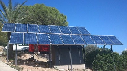 Fotovoltaica aislada para alimentar farolas solares LED en Baleares