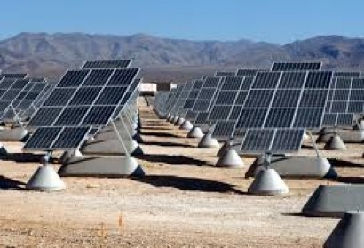 Milenaria entrega de expedientes fotovoltaicos al IDAE