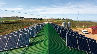 Fotovoltaica, baterías y diésel para una granja de Lleida aislada de la red
