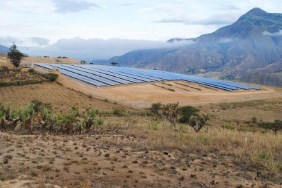 Ecuador enchufa su primer campo fotovoltaico